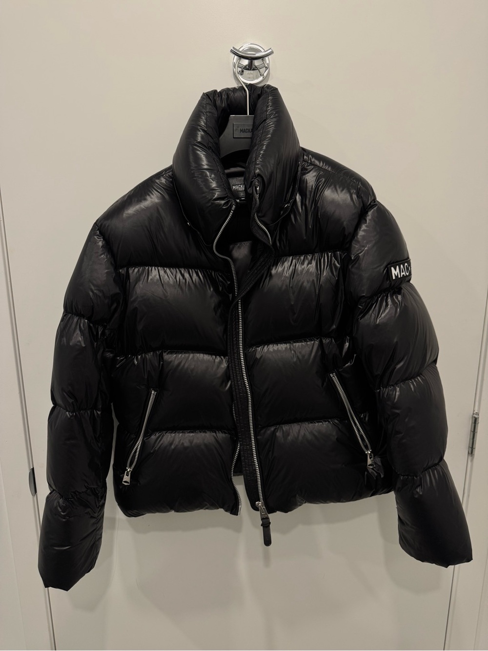 Mackage Evie Black Puffer Jacket sz Small